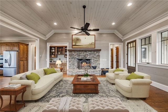 290 Old Anderson Creek Road, Ellijay, GA 30536