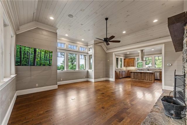 290 Old Anderson Creek Road, Ellijay, GA 30536