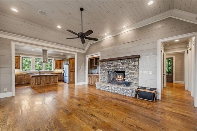 290 Old Anderson Creek Road, Ellijay, GA 30536