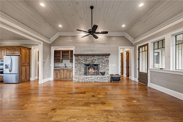 290 Old Anderson Creek Road, Ellijay, GA 30536