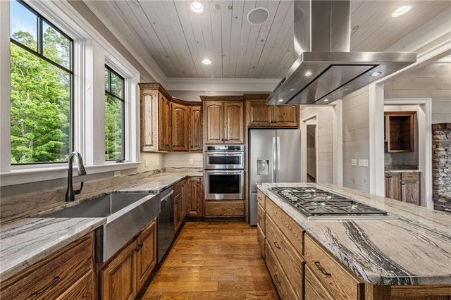 290 Old Anderson Creek Road, Ellijay, GA 30536