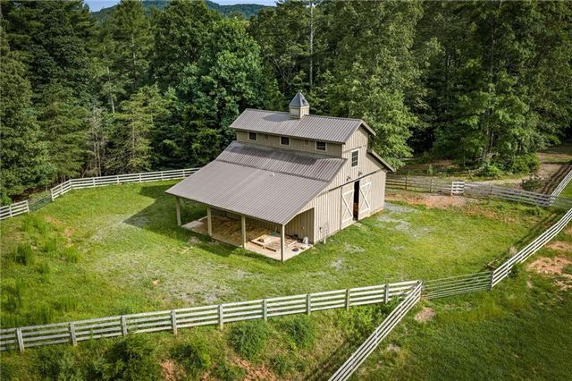 290 Old Anderson Creek Road, Ellijay, GA 30536