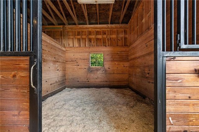 290 Old Anderson Creek Road, Ellijay, GA 30536