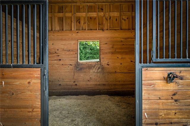 290 Old Anderson Creek Road, Ellijay, GA 30536
