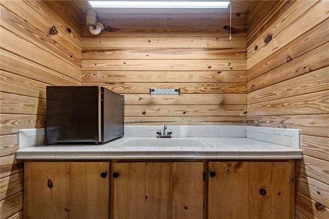 290 Old Anderson Creek Road, Ellijay, GA 30536