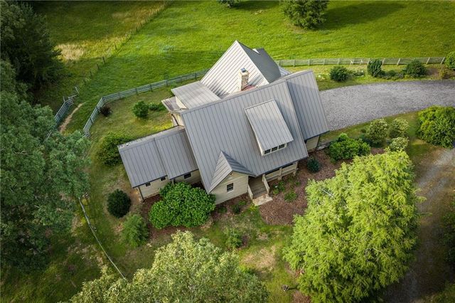 290 Old Anderson Creek Road, Ellijay, GA 30536