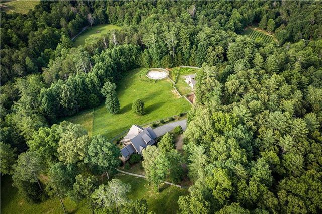 290 Old Anderson Creek Road, Ellijay, GA 30536