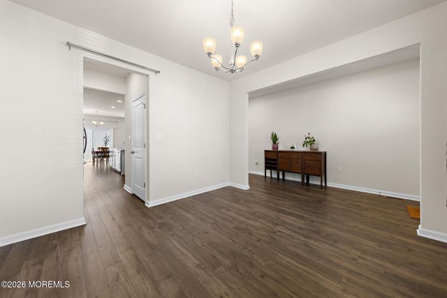 22 Corliss Way, Manahawkin, NJ 08050