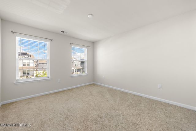 22 Corliss Way, Manahawkin, NJ 08050