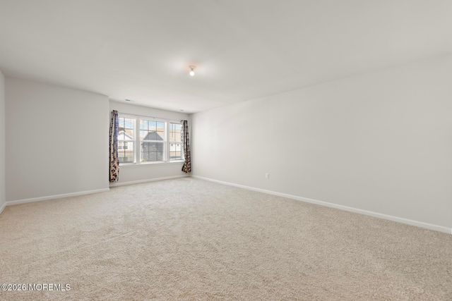 22 Corliss Way, Manahawkin, NJ 08050