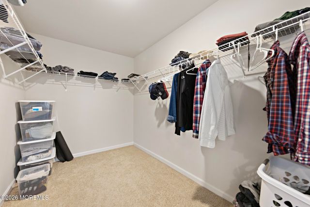 22 Corliss Way, Manahawkin, NJ 08050