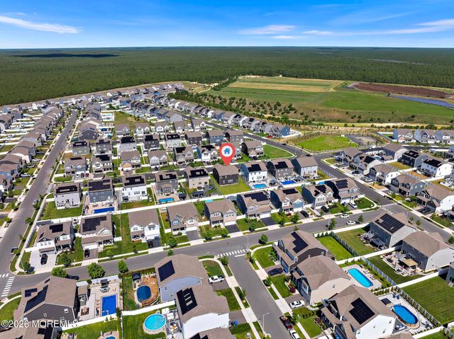 22 Corliss Way, Manahawkin, NJ 08050