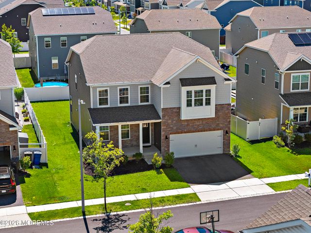 22 Corliss Way, Manahawkin, NJ 08050