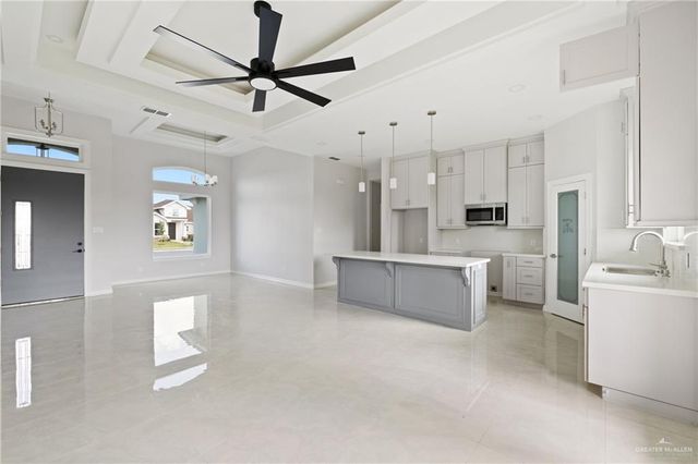 1812 Diplomat Drive, Edinburg, TX 78542