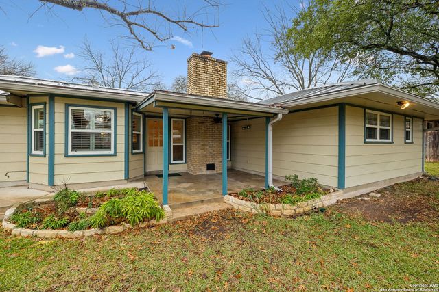 1018 Spent Wing, San Antonio, TX 78213
