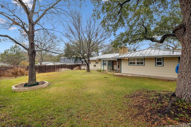1018 Spent Wing, San Antonio, TX 78213