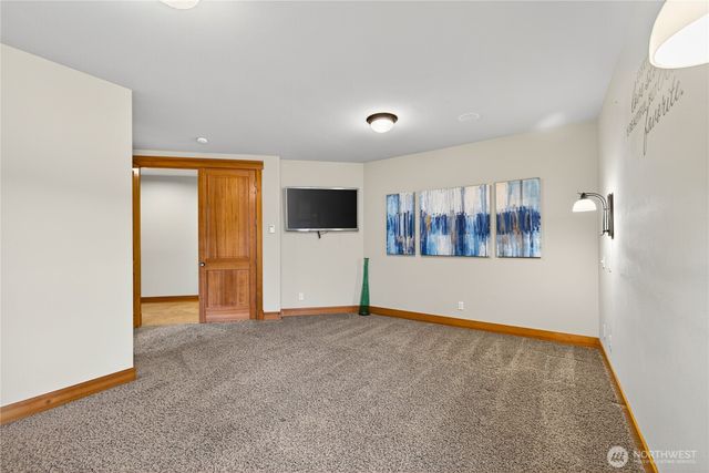 866 Kalispell Drive, La Conner, WA 98257