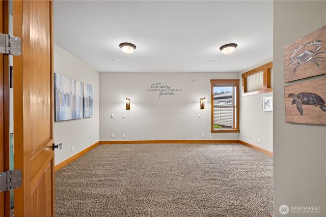 866 Kalispell Drive, La Conner, WA 98257