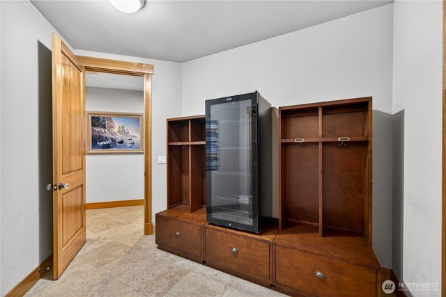 866 Kalispell Drive, La Conner, WA 98257