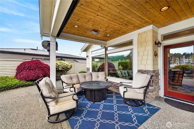 866 Kalispell Drive, La Conner, WA 98257