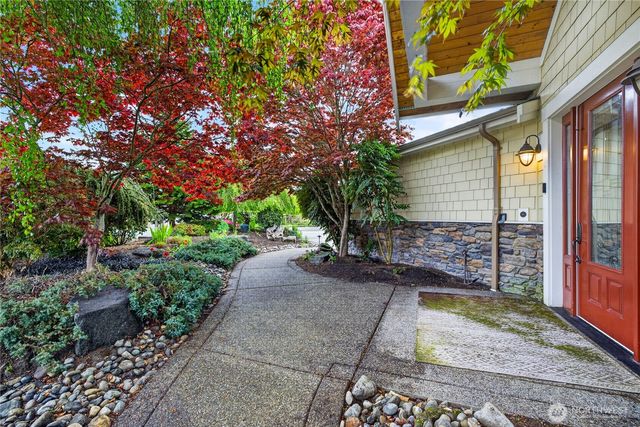 866 Kalispell Drive, La Conner, WA 98257