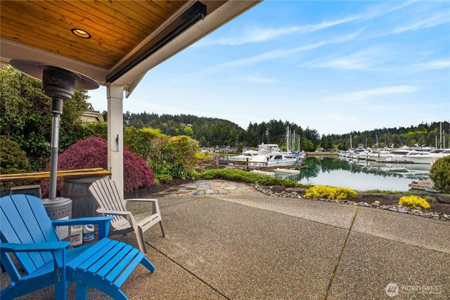 866 Kalispell Drive, La Conner, WA 98257