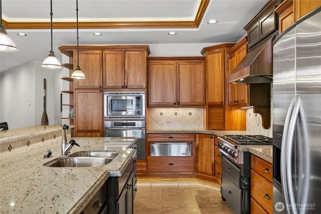 866 Kalispell Drive, La Conner, WA 98257