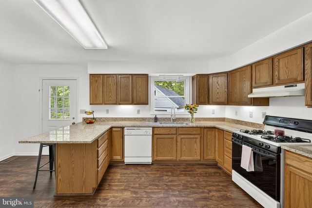 13047 ELK RUN RD, Bealeton, VA 22712