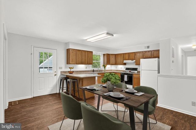 13047 ELK RUN RD, Bealeton, VA 22712