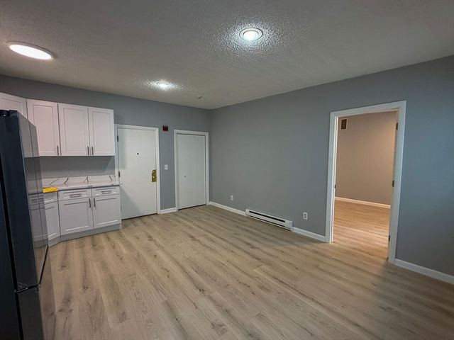 277 Rantoul St 2, Beverly, MA 01915