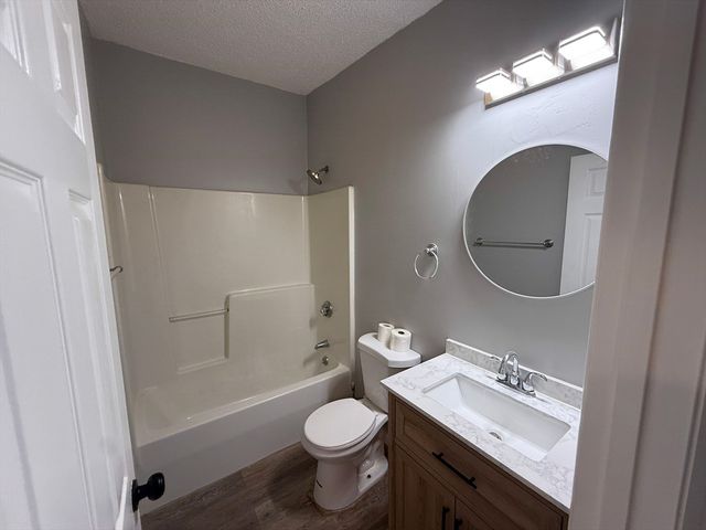277 Rantoul St 2, Beverly, MA 01915