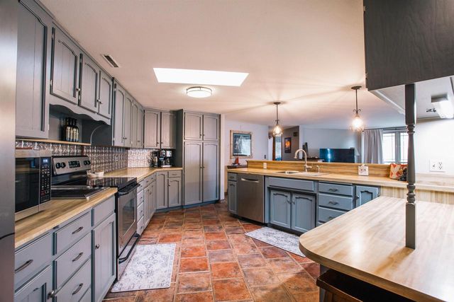 W6126 SLADICH ROAD, Greenwood, WI 54437