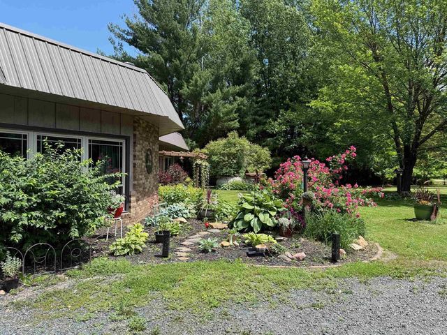 W6126 SLADICH ROAD, Greenwood, WI 54437