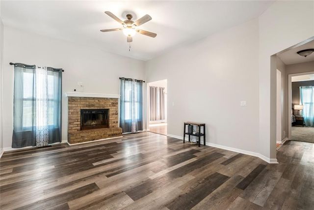 1061 Pumpkin Ridge Street, Gardner, KS 66030