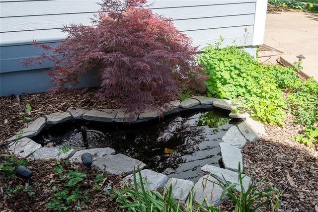 1061 Pumpkin Ridge Street, Gardner, KS 66030