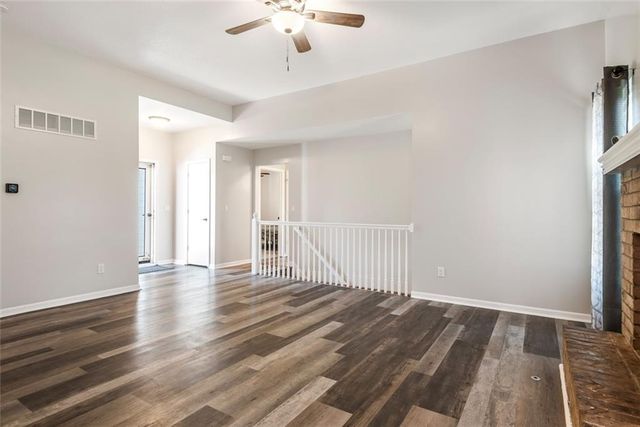 1061 Pumpkin Ridge Street, Gardner, KS 66030