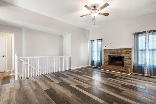 1061 Pumpkin Ridge Street, Gardner, KS 66030