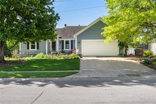 1061 Pumpkin Ridge Street, Gardner, KS 66030