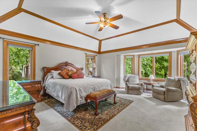 20750 Lincolnshire COURT, Brookfield, WI 53045