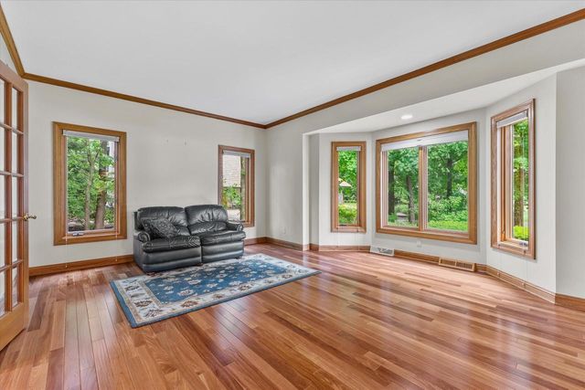 20750 Lincolnshire COURT, Brookfield, WI 53045