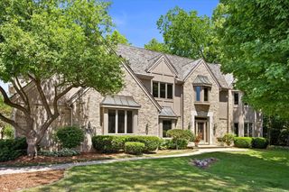 20750 Lincolnshire COURT, Brookfield, WI 53045