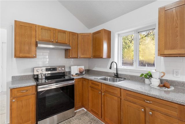 22 Lisbon Street, Rochester, NY 14606