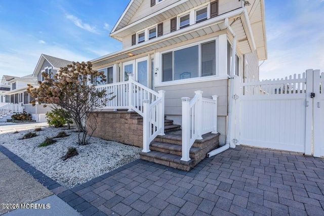 24 Reese Avenue, Lavallette, NJ 08735