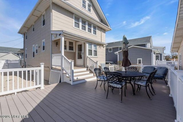 24 Reese Avenue, Lavallette, NJ 08735