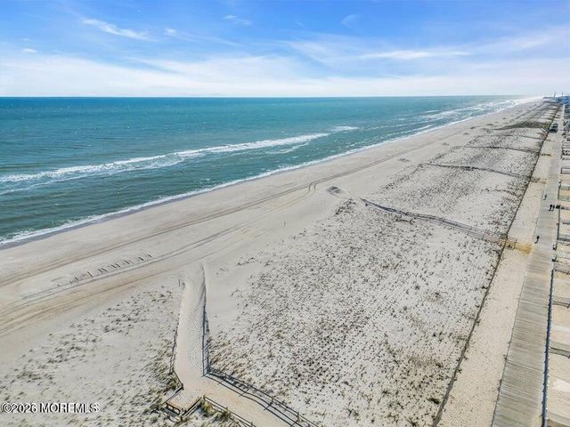 24 Reese Avenue, Lavallette, NJ 08735