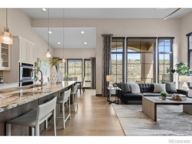 8122 Raphael Lane, Littleton, CO 80125