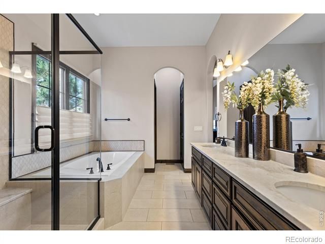 8122 Raphael Lane, Littleton, CO 80125