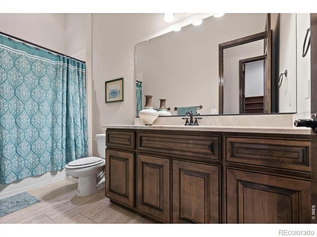 8122 Raphael Lane, Littleton, CO 80125
