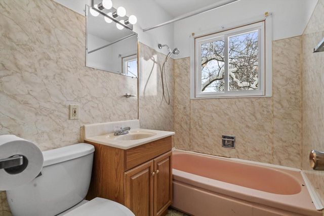 1730 New STREET, Union Grove, WI 53182