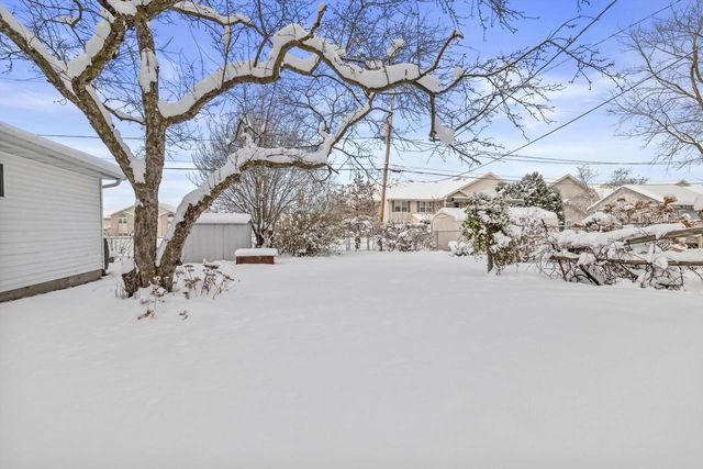 1730 New STREET, Union Grove, WI 53182